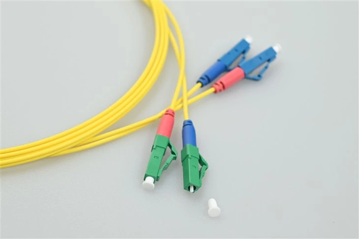 FIBER OPTIC PATCH CORD LC APC – LC UPC DUPLEX